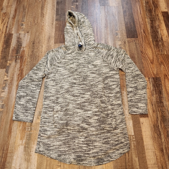 Divided Tops - Divided Hoodie